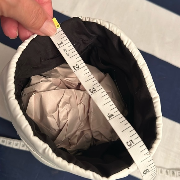 ZARA quilted toiletry bag - Picture 9 of 9